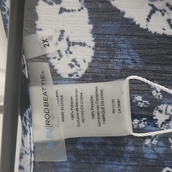 New! Bleu Rod Beattie blue multi swim cover up. 2x - Picture 3 of 3